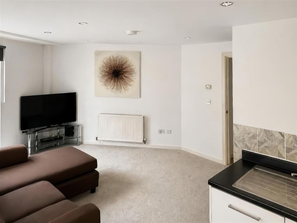 Property photo 1 of 7 06Db02d8071162487Eec64Fe253F0d98.Jpg