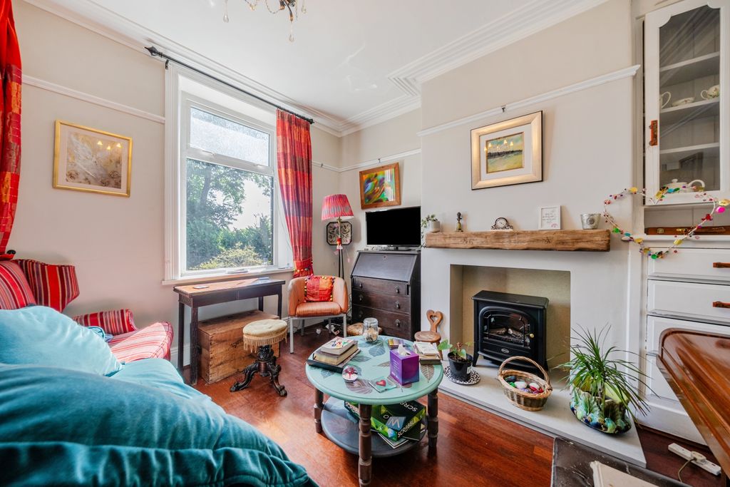 Property photo 2 of 13 1492444-14-6A56048d2952d