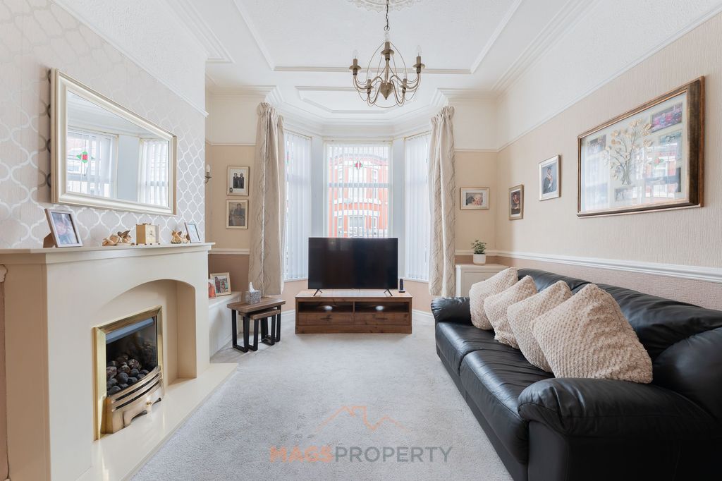 Property photo 2 of 16