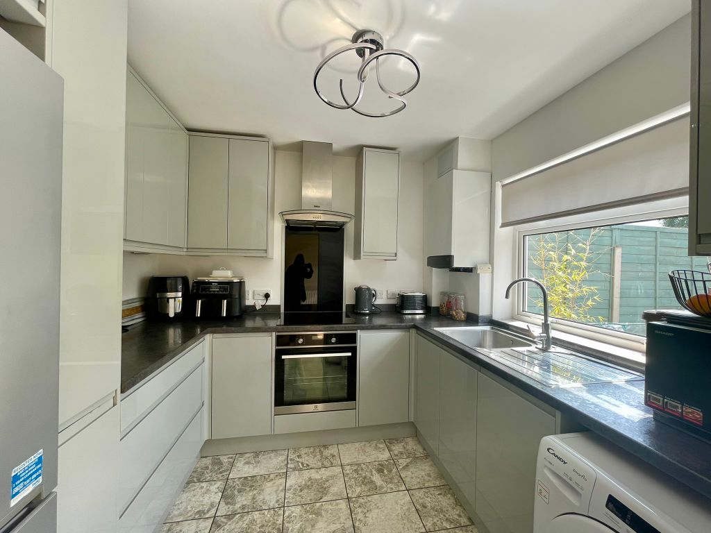 Property photo 1 of 10 Img_3255
