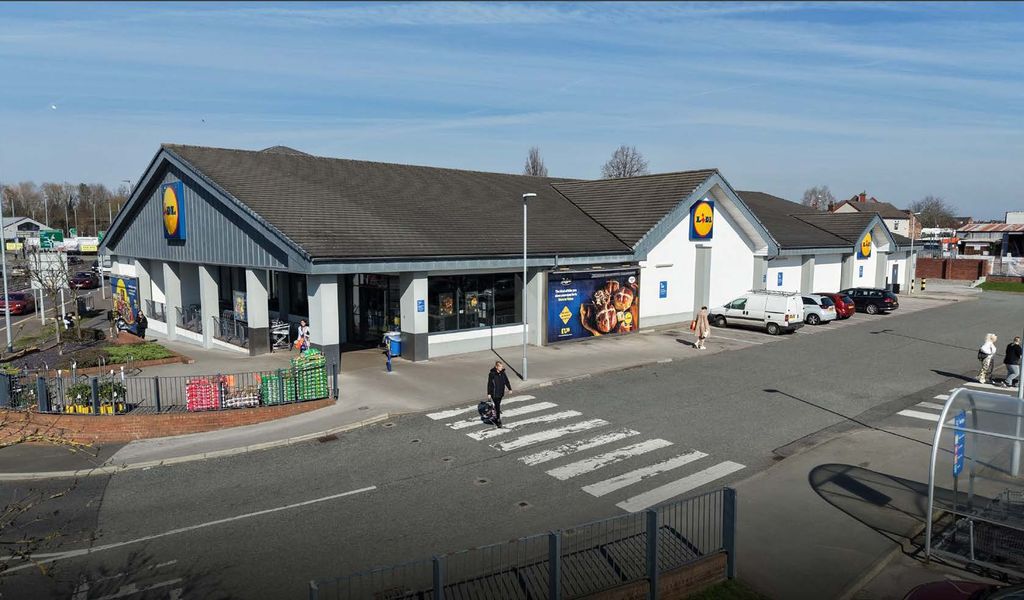 Property photo 1 of 1