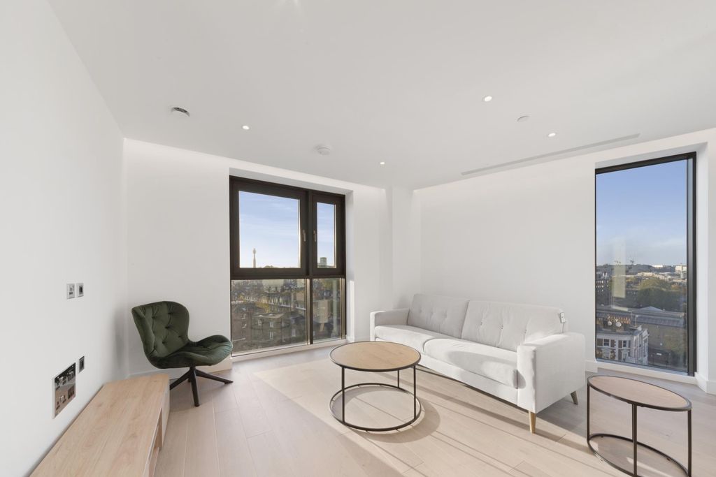 Property photo 1 of 4