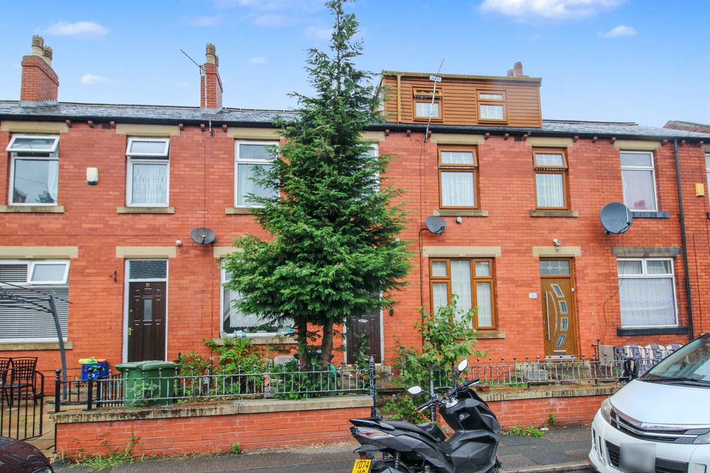 Property photo 1 of 5 53 Clarkson Street, Dewsbury, West Yorkshire  Wf13 3Dr