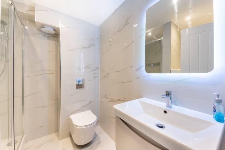 Property photo 3 of 5 Bathroom