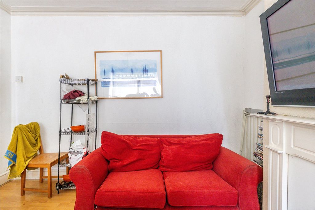 Property photo 2 of 11 Picture No. 01