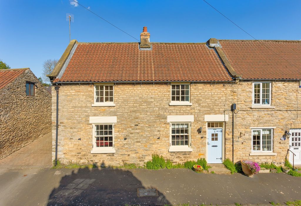 Property photo 1 of 17 Photo 1