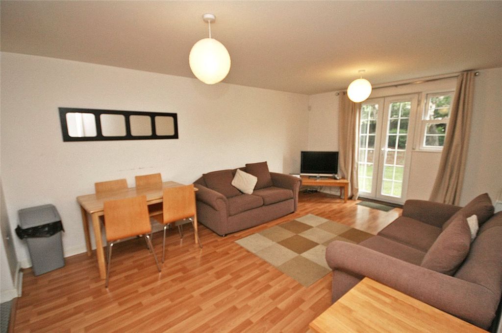 Property photo 3 of 7 Picture No. 04