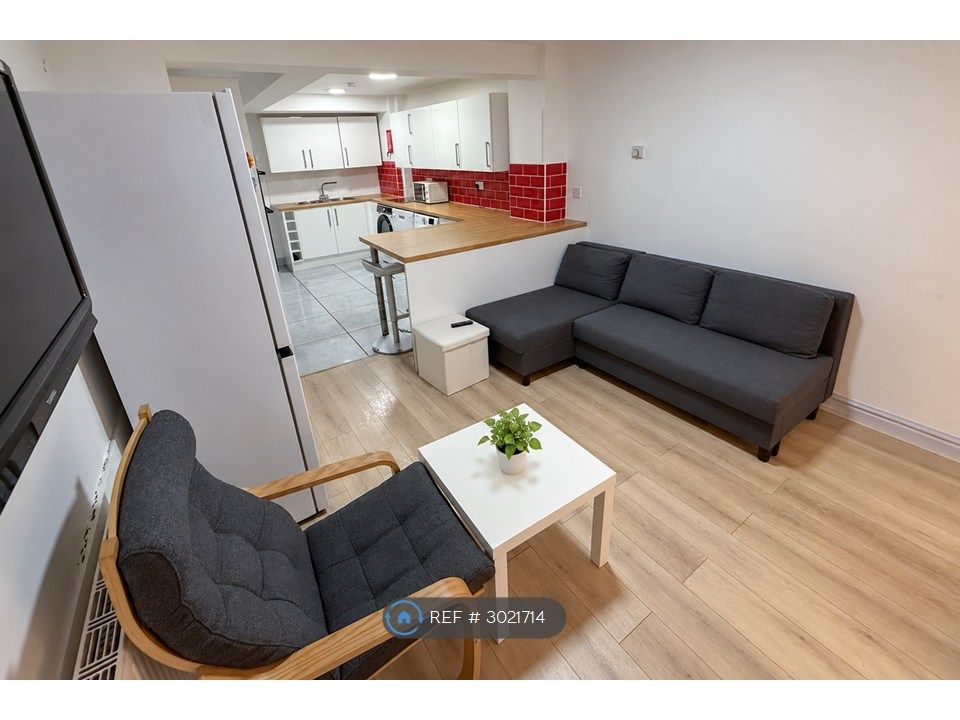 Property photo 2 of 15 Living Room