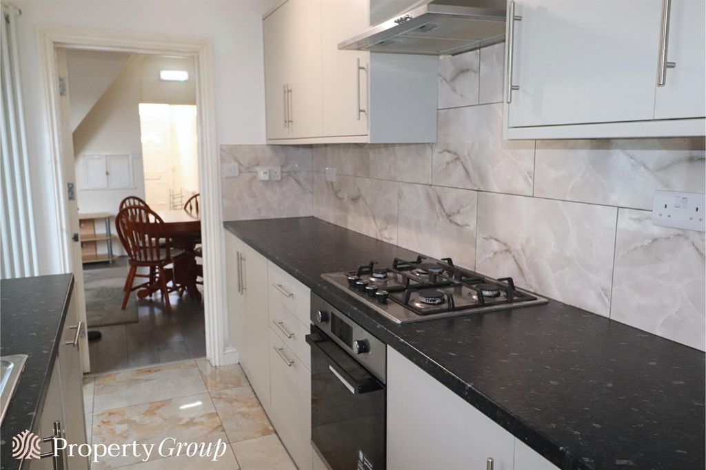 Property photo 1 of 11 26 Coombe Street (4).Png