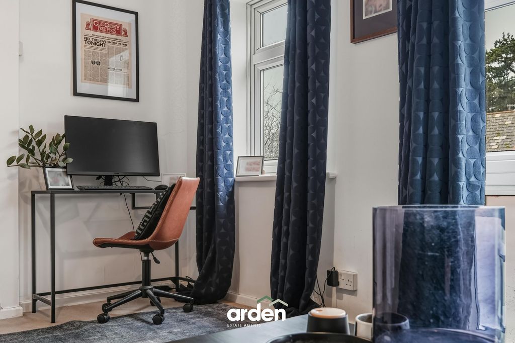 Property photo 3 of 11