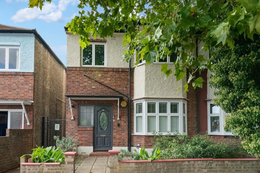 Property photo 1 of 17