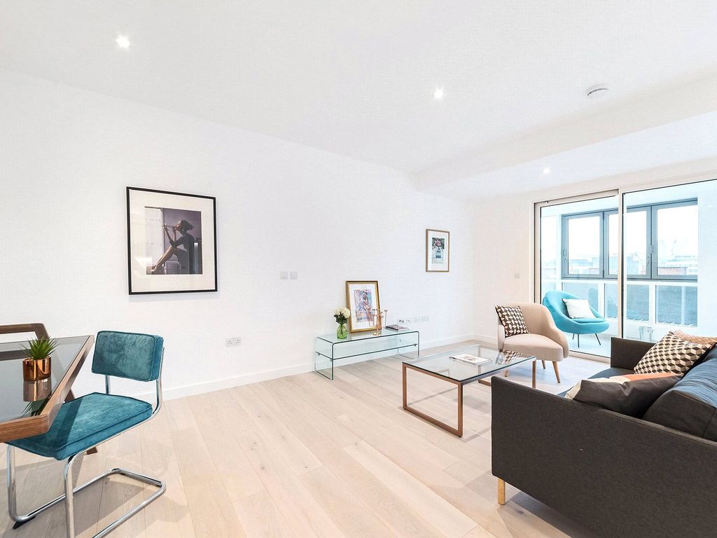 Property photo 1 of 11 Waterloo Road