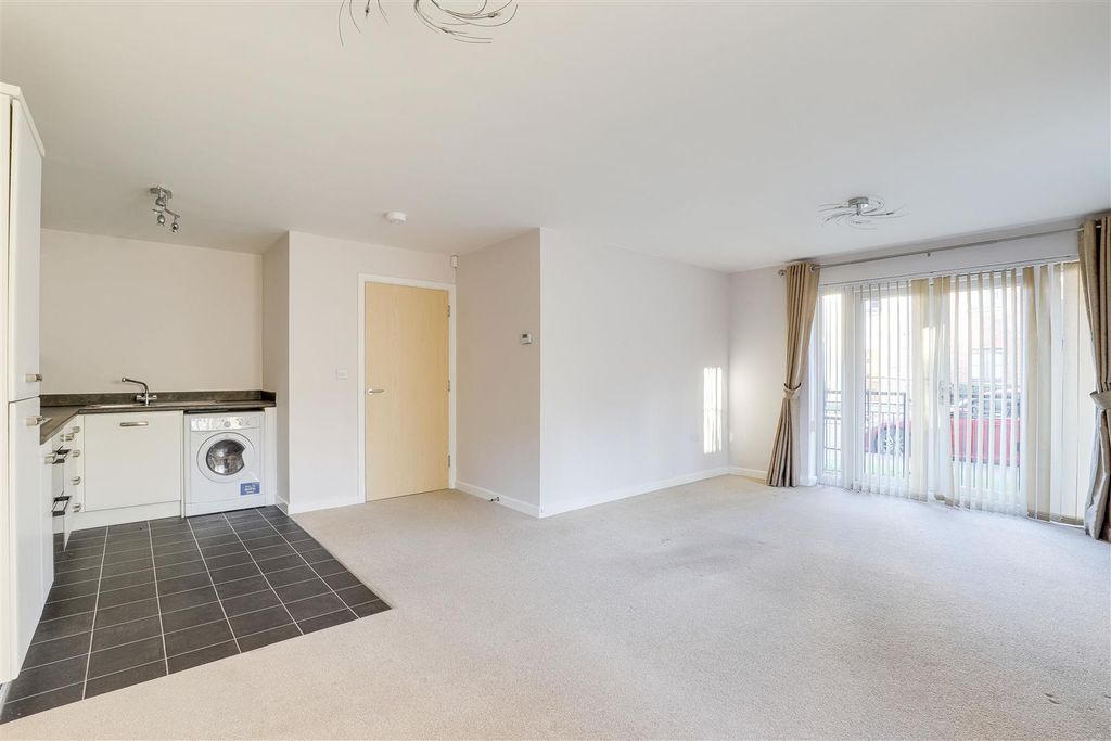 Property photo 3 of 8 8342.Jpg