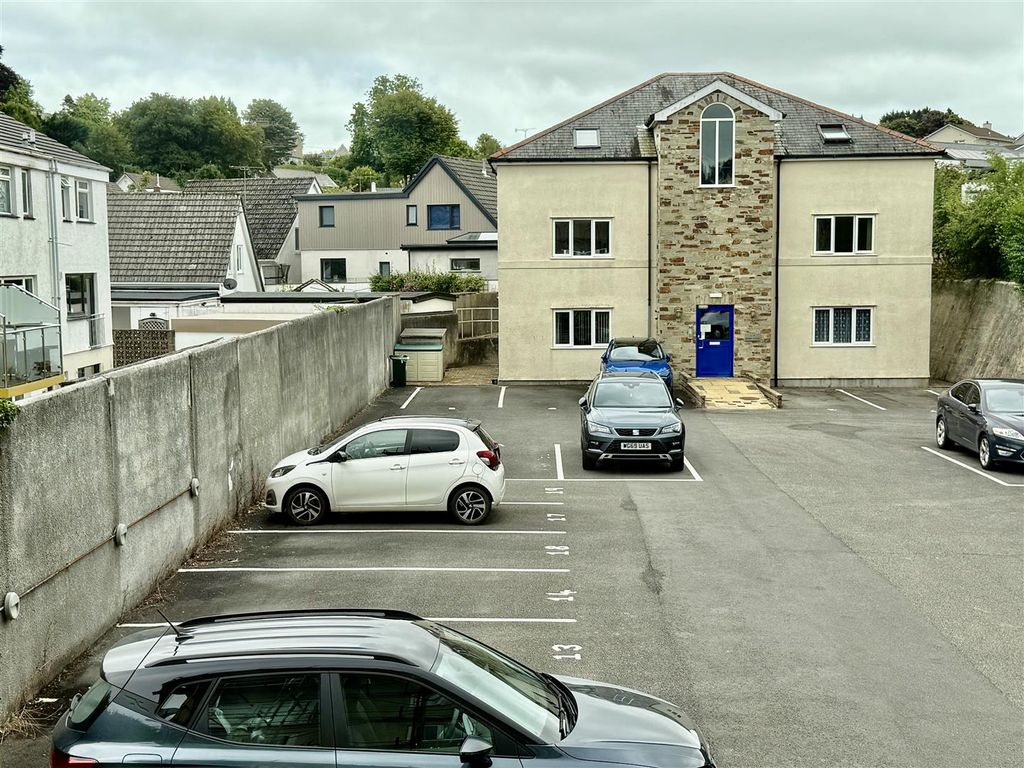 Additional image 10 of 2 bed flat for saleDowr Close, Western Road, Launceston PL15