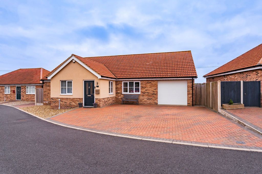 Property photo 1 of 22