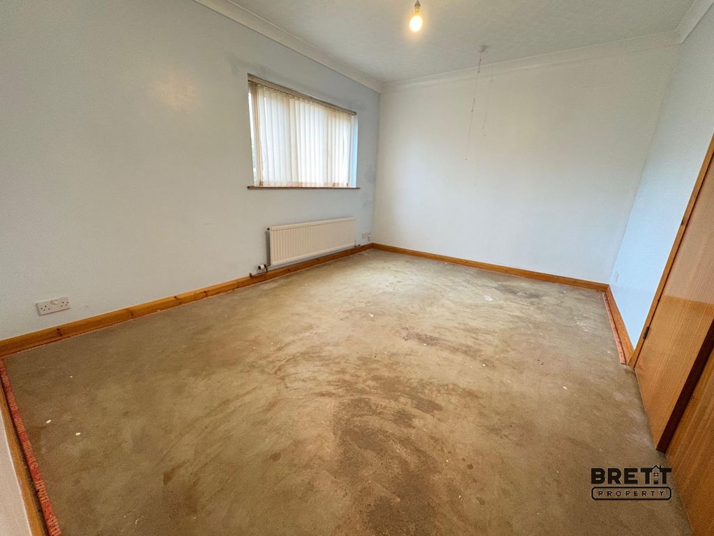 Property photo 3 of 13 Not Specified