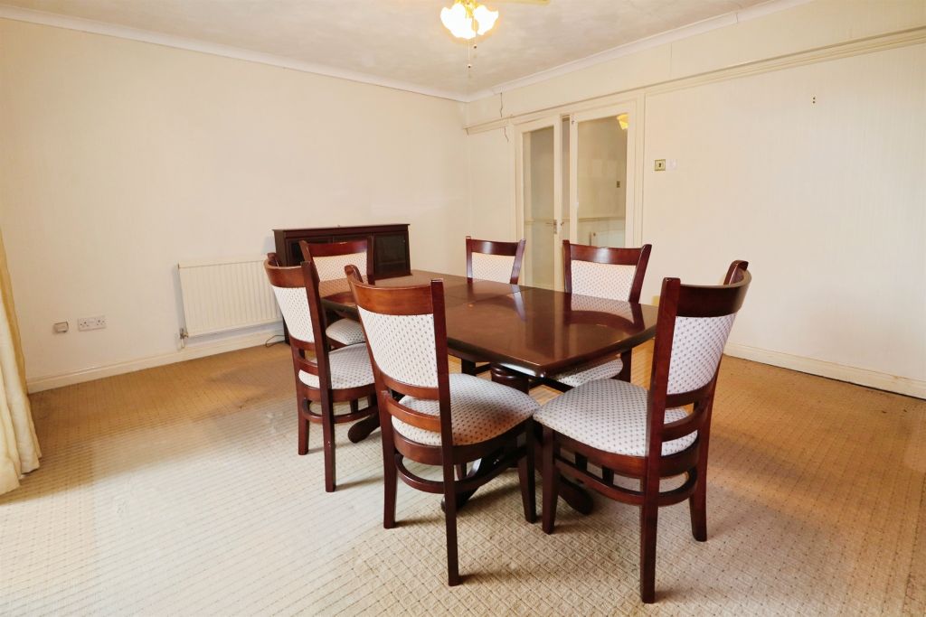 Property photo 2 of 29