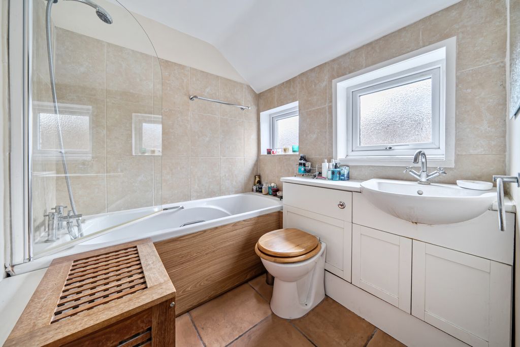 Additional image 13 of 3 bed terraced house for saleNew Road, Weybridge KT13