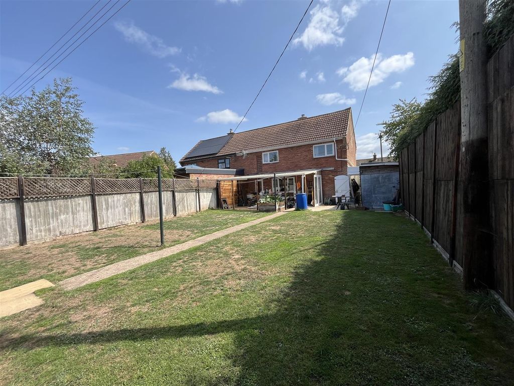 Property photo 2 of 19