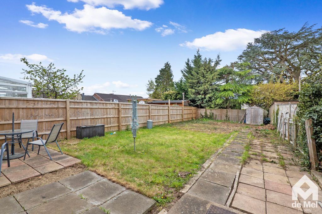 Property photo 2 of 10 Photo 8