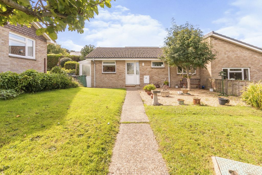 Property photo 1 of 14 Front