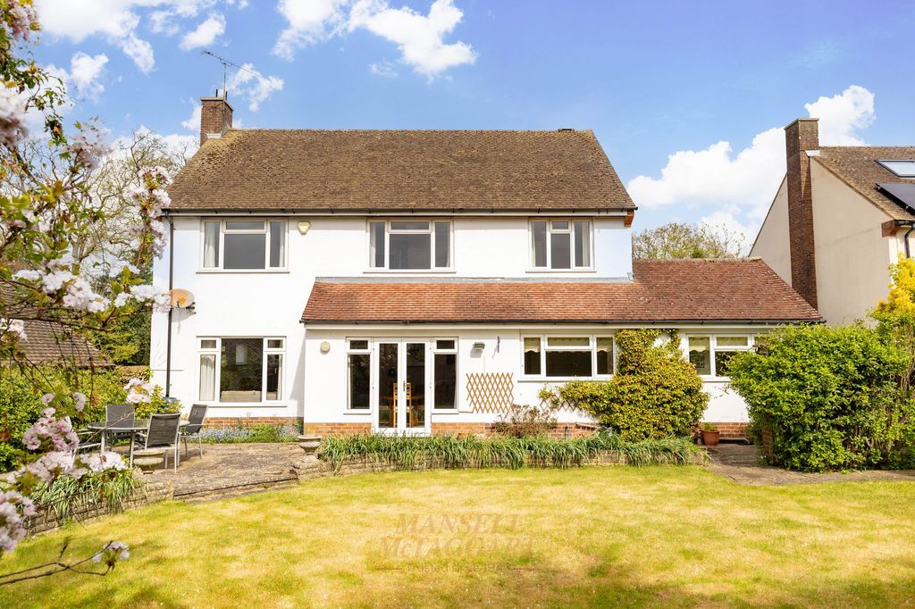 Additional image 24 of 4 bed detached house for saleOld Horsham Road, Crawley RH11
