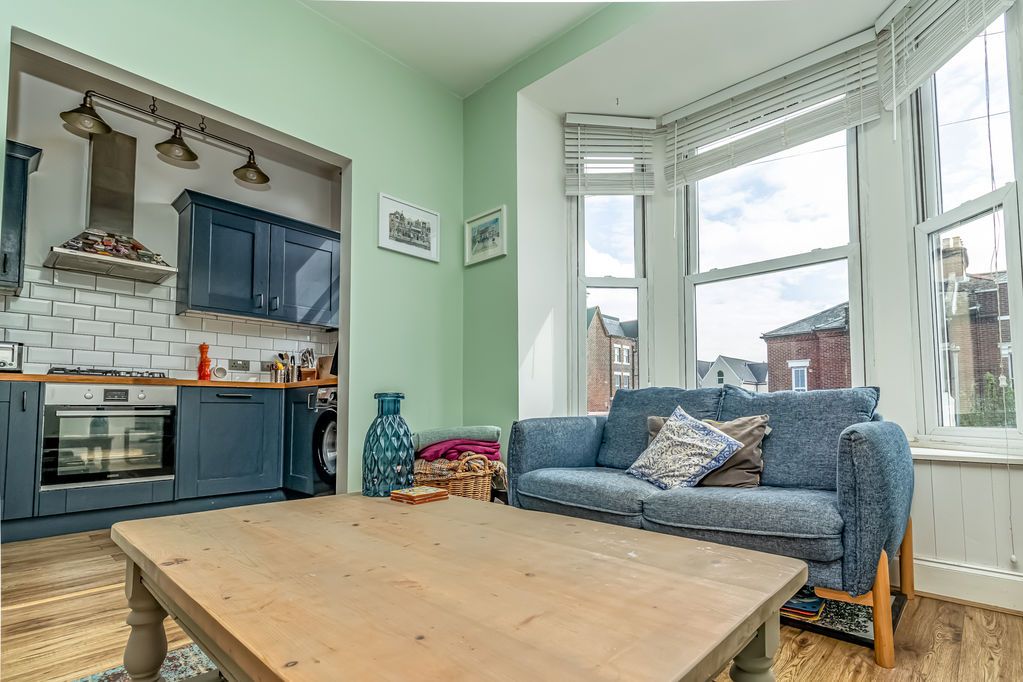 Property photo 2 of 19 Living Room