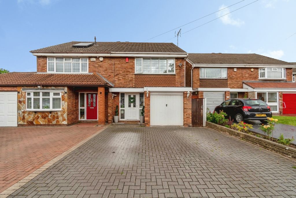 Property photo 1 of 17 Pbox-Img.Jpg