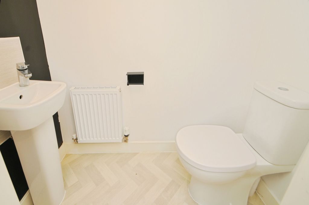 Property photo 3 of 18 Photo