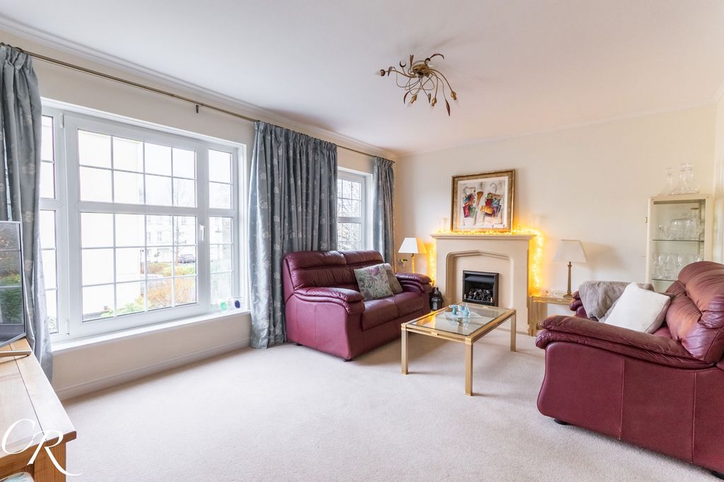 Property photo 3 of 16