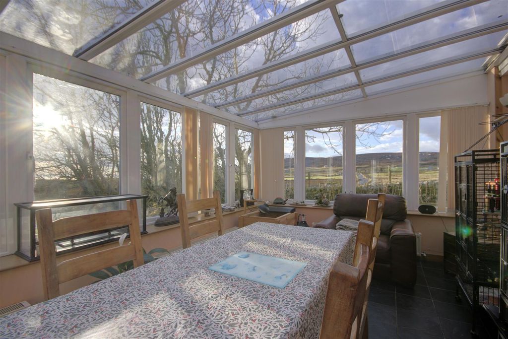 Property photo 2 of 38 Conservatory
