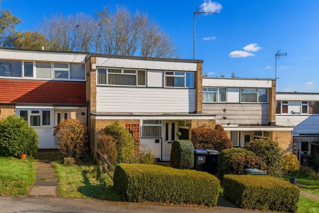 Property photo 1 of 17