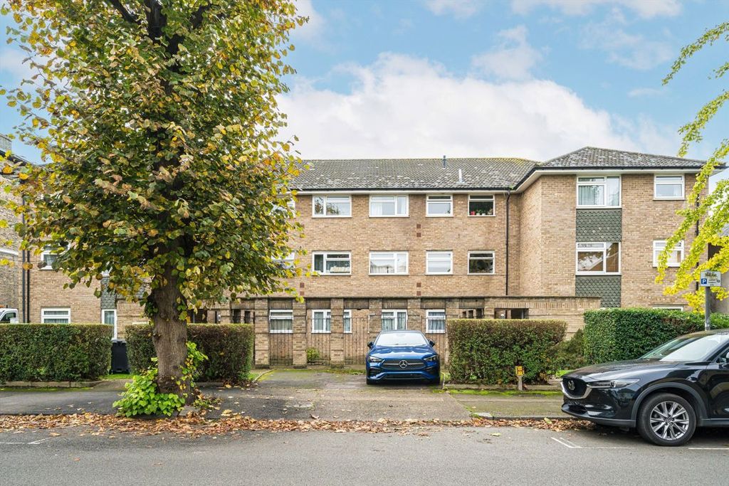 Property photo 1 of 7