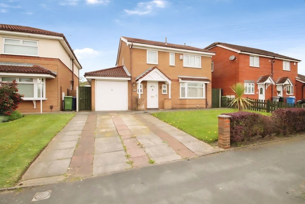 Property photo 1 of 17