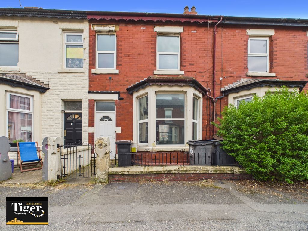 Property photo 1 of 13