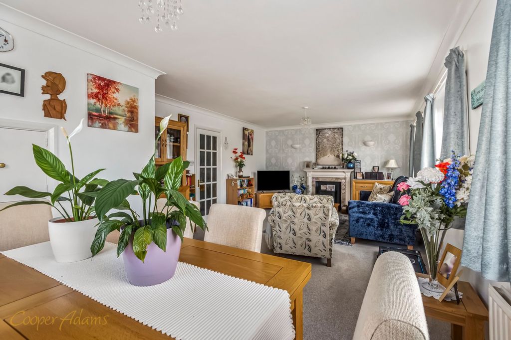 Additional image 8 of 2 bed flat for saleSt. Marys Close, Littlehampton BN17