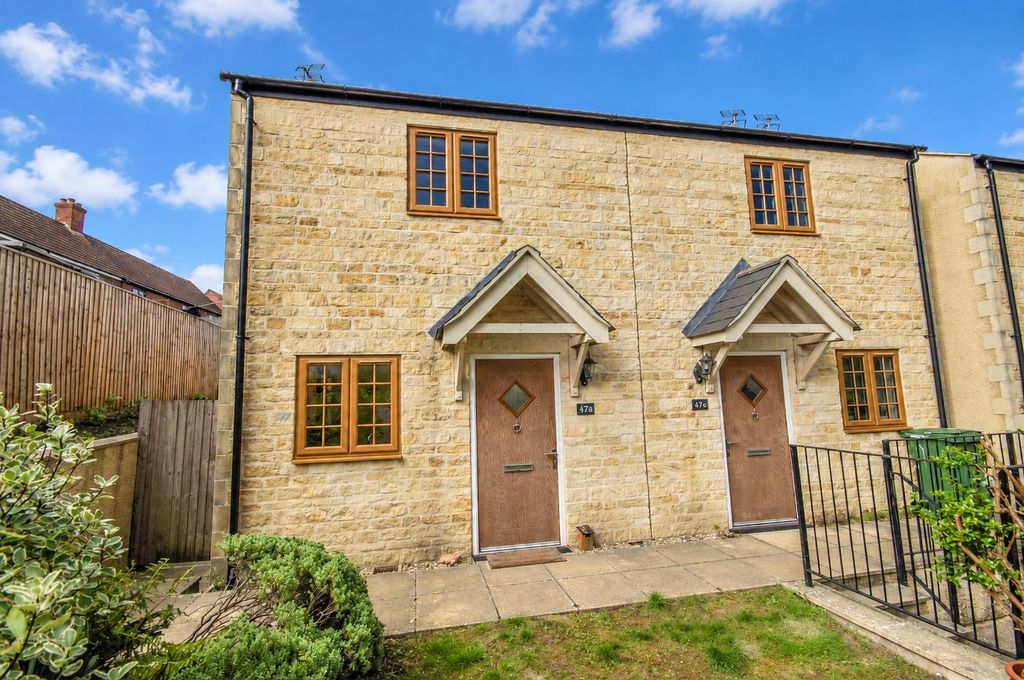 Property photo 1 of 11 Externally