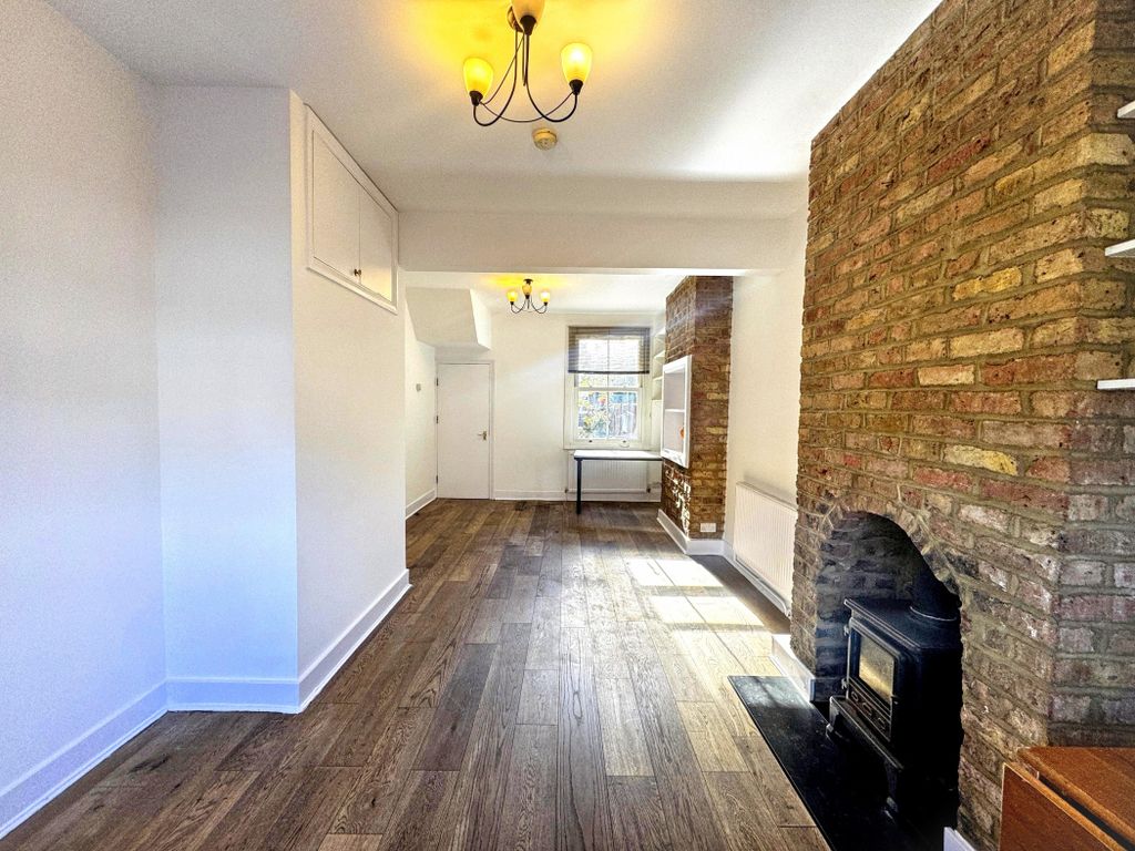Property photo 2 of 17