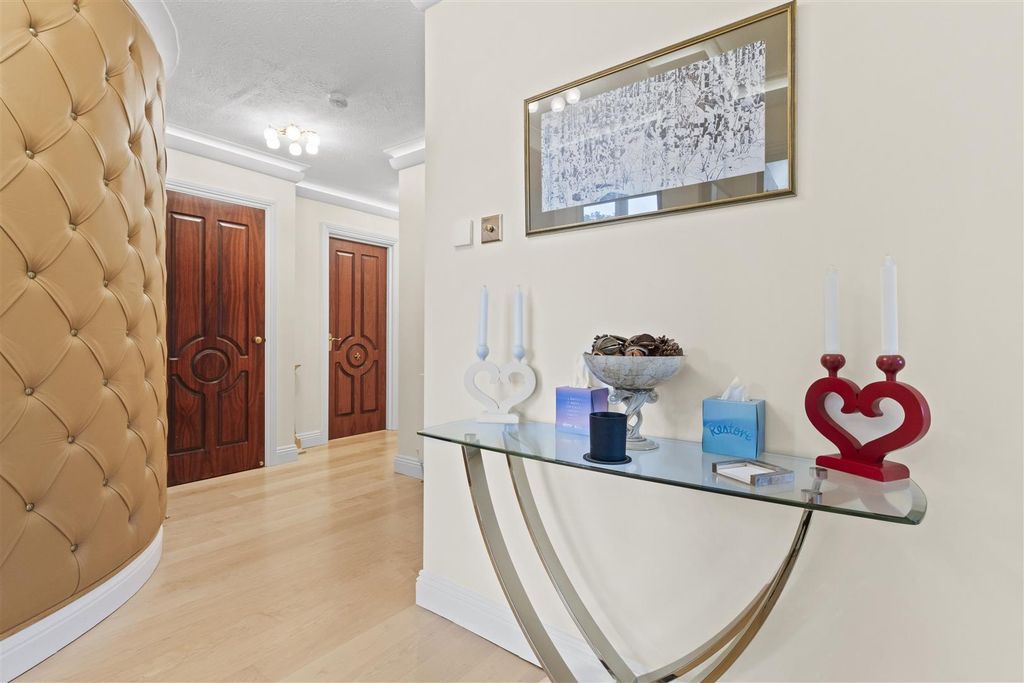 Additional image 15 of 3 bed flat for saleSt. Johns Road, Meads, Eastbourne BN20