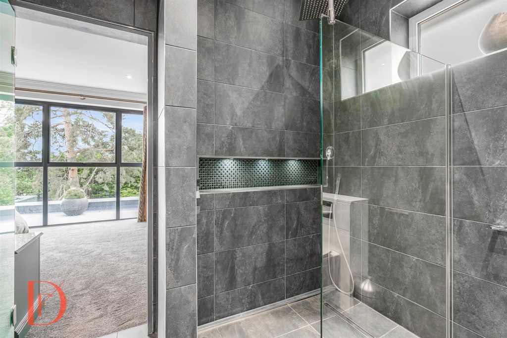 Additional image 29 of 4 bed detached house for saleWoodbury Hill, Loughton IG10