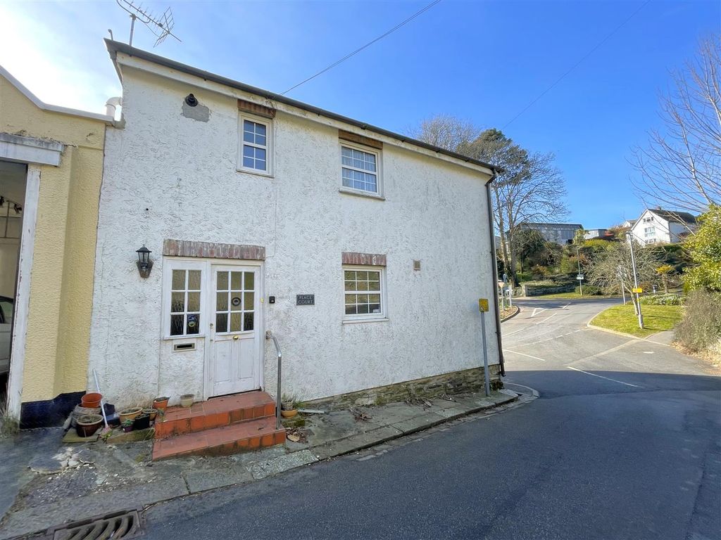 Property photo 1 of 9 Front.Jpg
