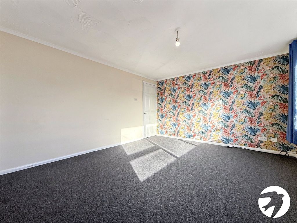 Property photo 3 of 9 Picture No. 05