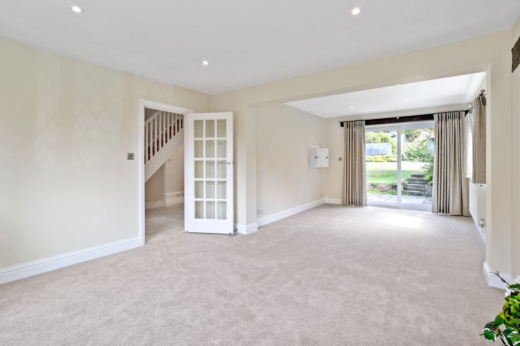Property photo 3 of 11 051A9592
