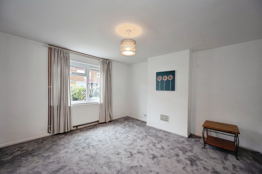 Property photo 2 of 19 Pbox-Img.Jpg
