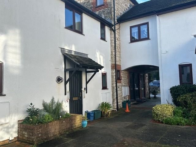 Property photo 1 of 9 Front 4.Jpg