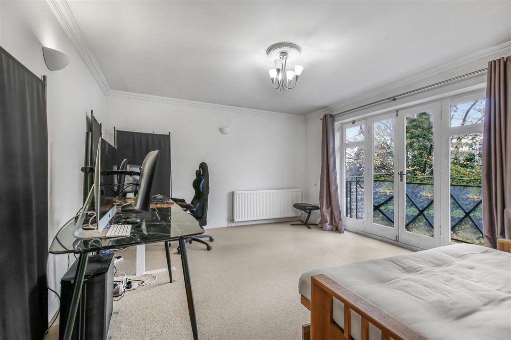 Property photo 3 of 14 1557053230 - 9.Jpg