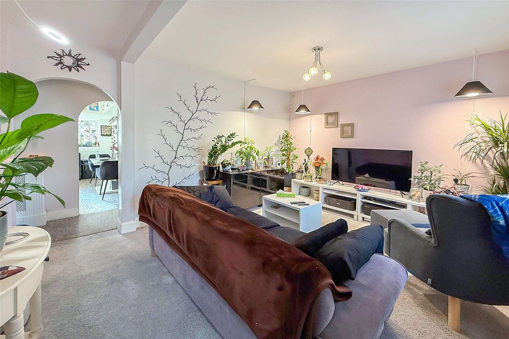 Property photo 2 of 14 Picture No. 09