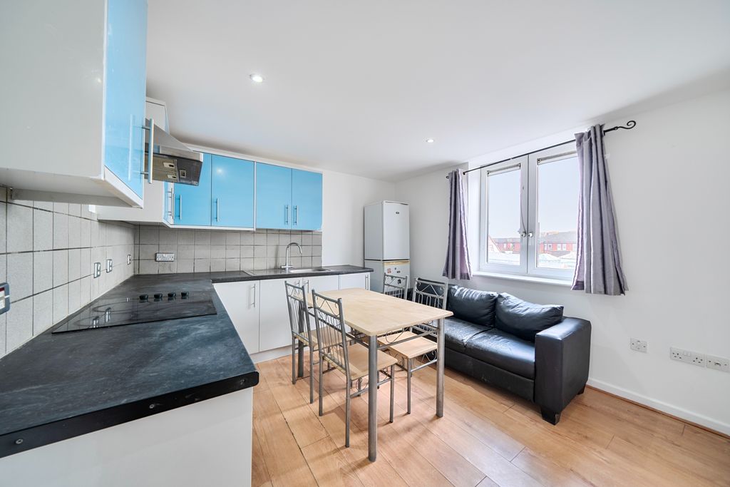 Property photo 2 of 15 Photo 1