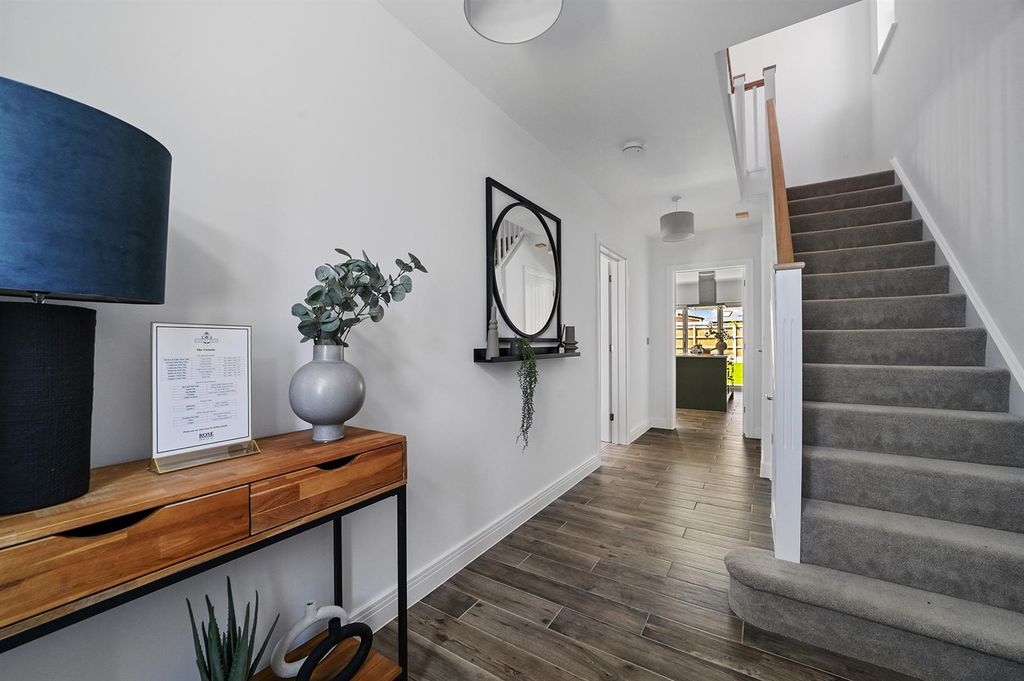 Property photo 2 of 23 Pt-Rose-Thevictoria-19.Jpg