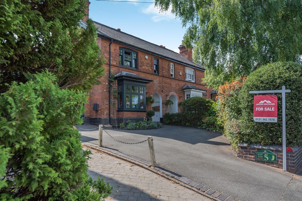 Property photo 1 of 30 8700874-Exterior13.Jpg